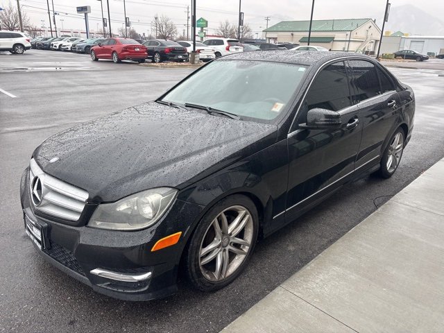 Used 2012 Mercedes-Benz C 300 4MATIC Sedan image 3