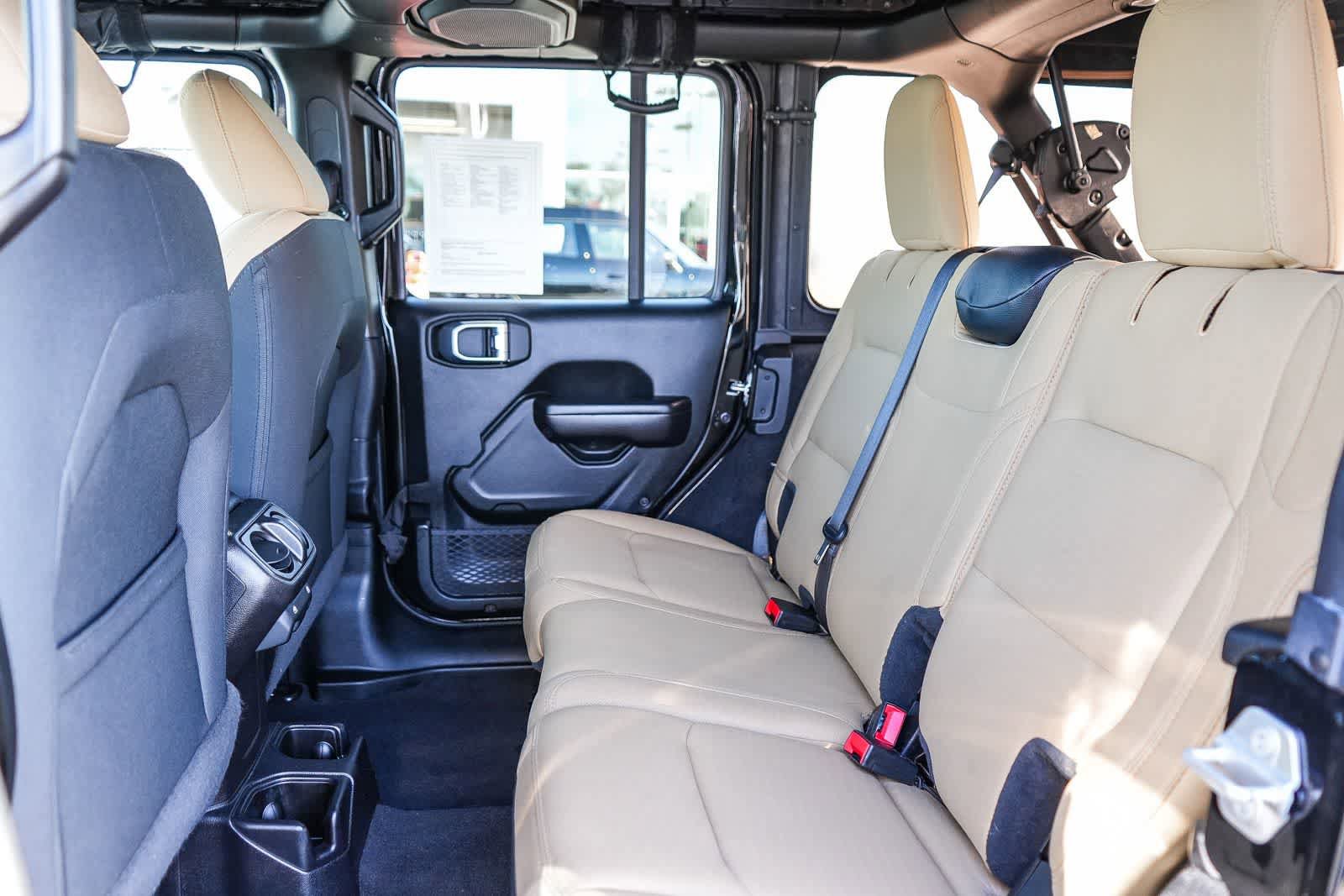Used 2020 Jeep Wrangler Unlimited Sport AWD/4WD image 19