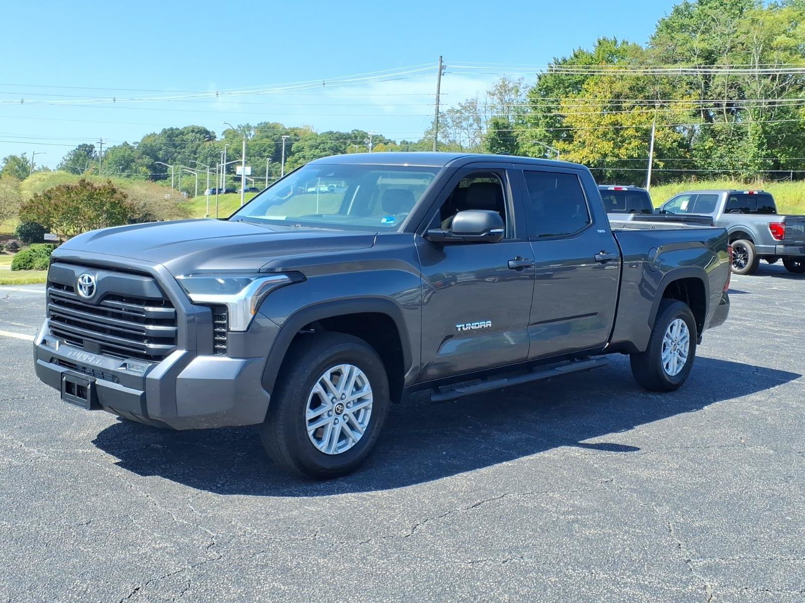 Used 2024 Toyota Tundra SR5 w/ SR5 Premium Package AWD/4WD image 4