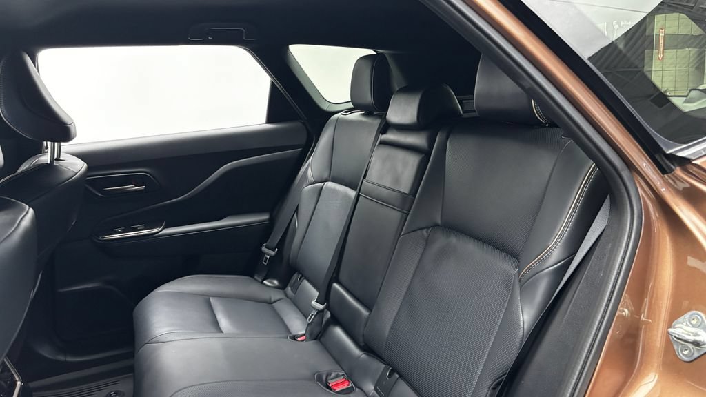 Used 2025 Toyota Crown Signia AWD/4WD image 28