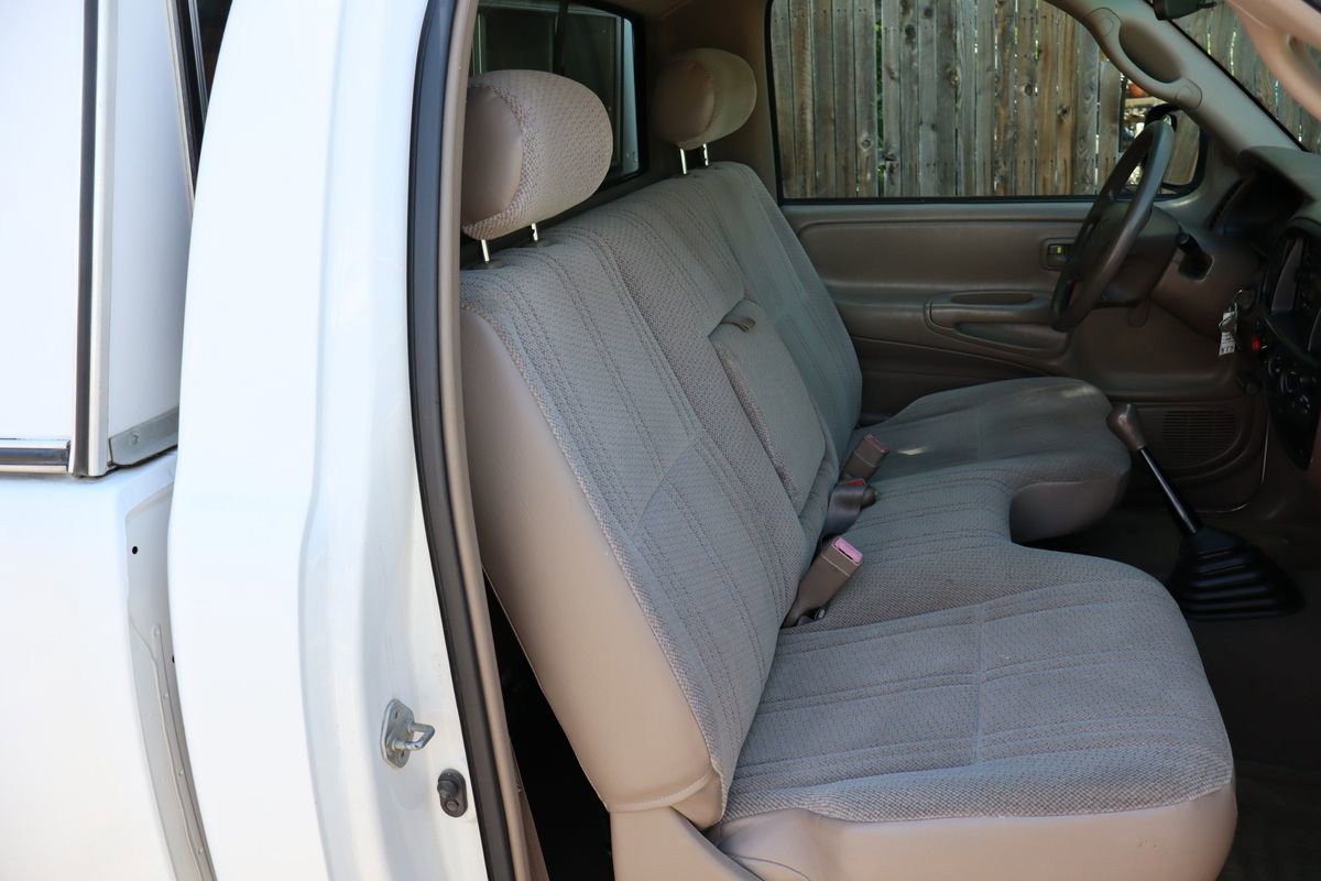 Used 2000 Toyota Tundra 2WD Regular Cab image 20