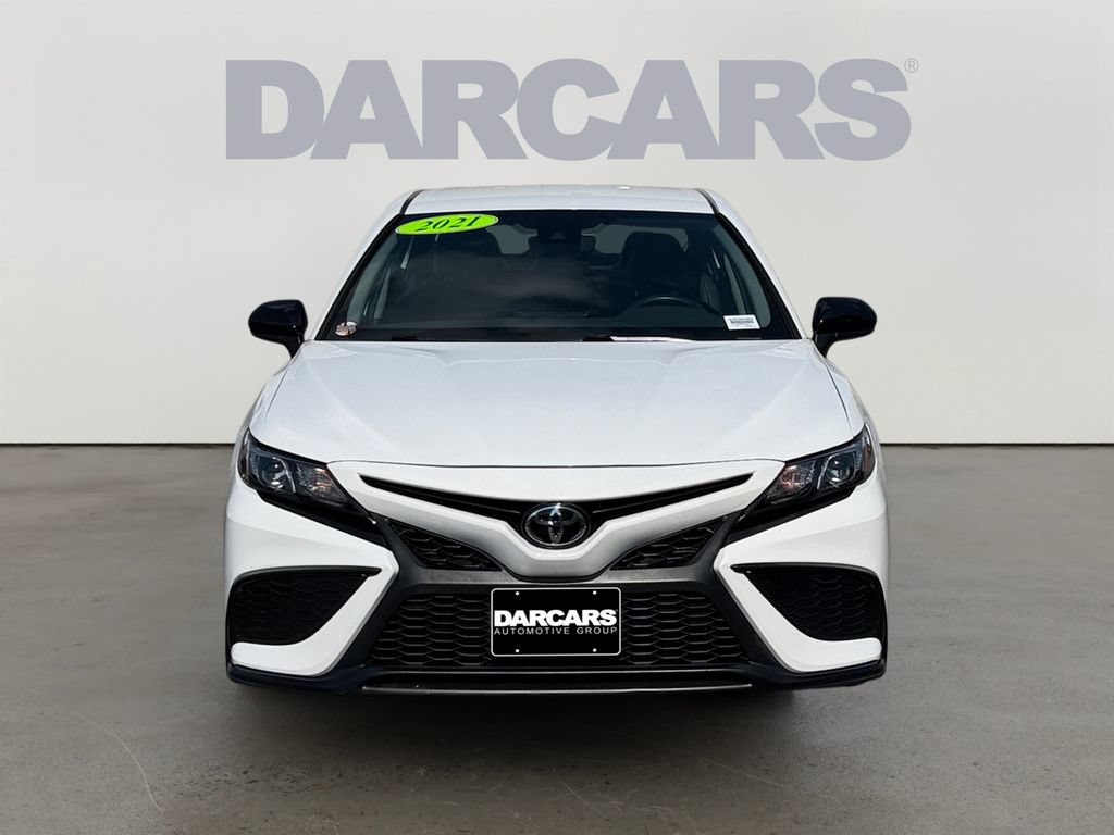 Used 2021 Toyota Camry SE AWD/4WD image 2