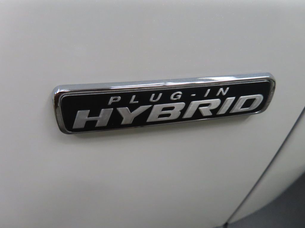 Used 2023 Ford Escape SE image 45