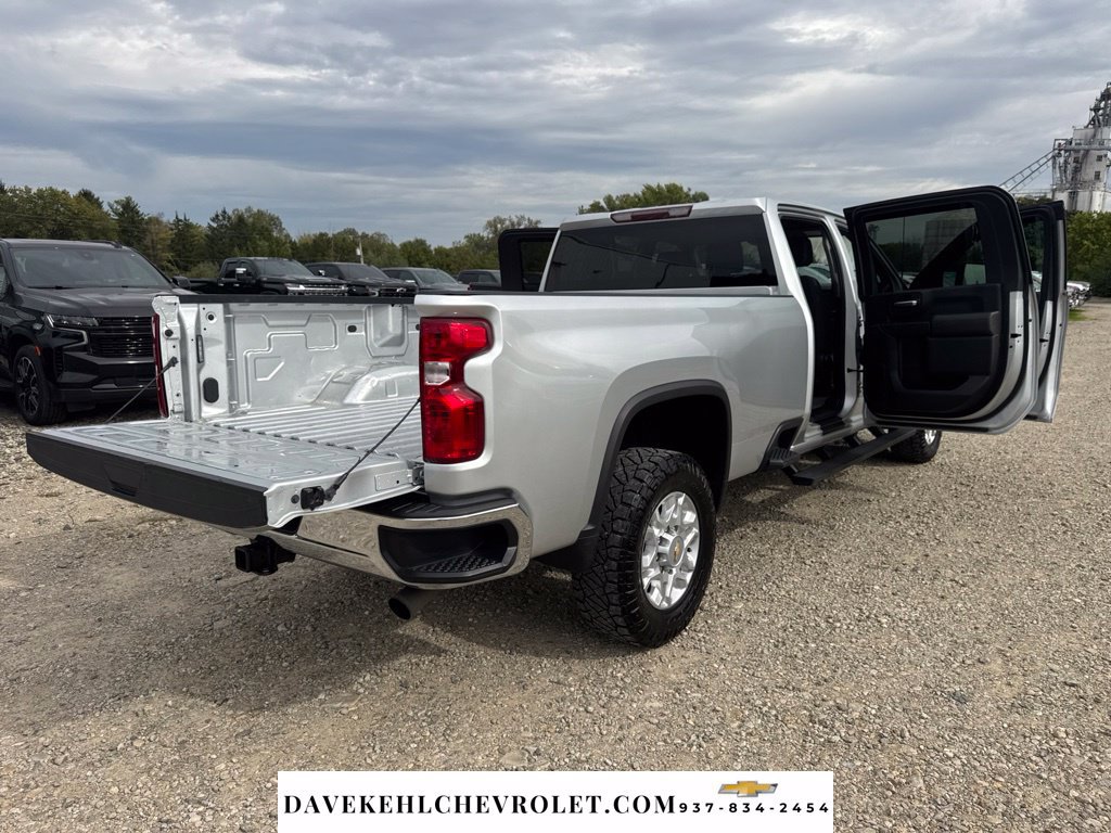 Used 2022 Chevrolet Silverado 3500 LT w/ Convenience Package AWD/4WD image 19