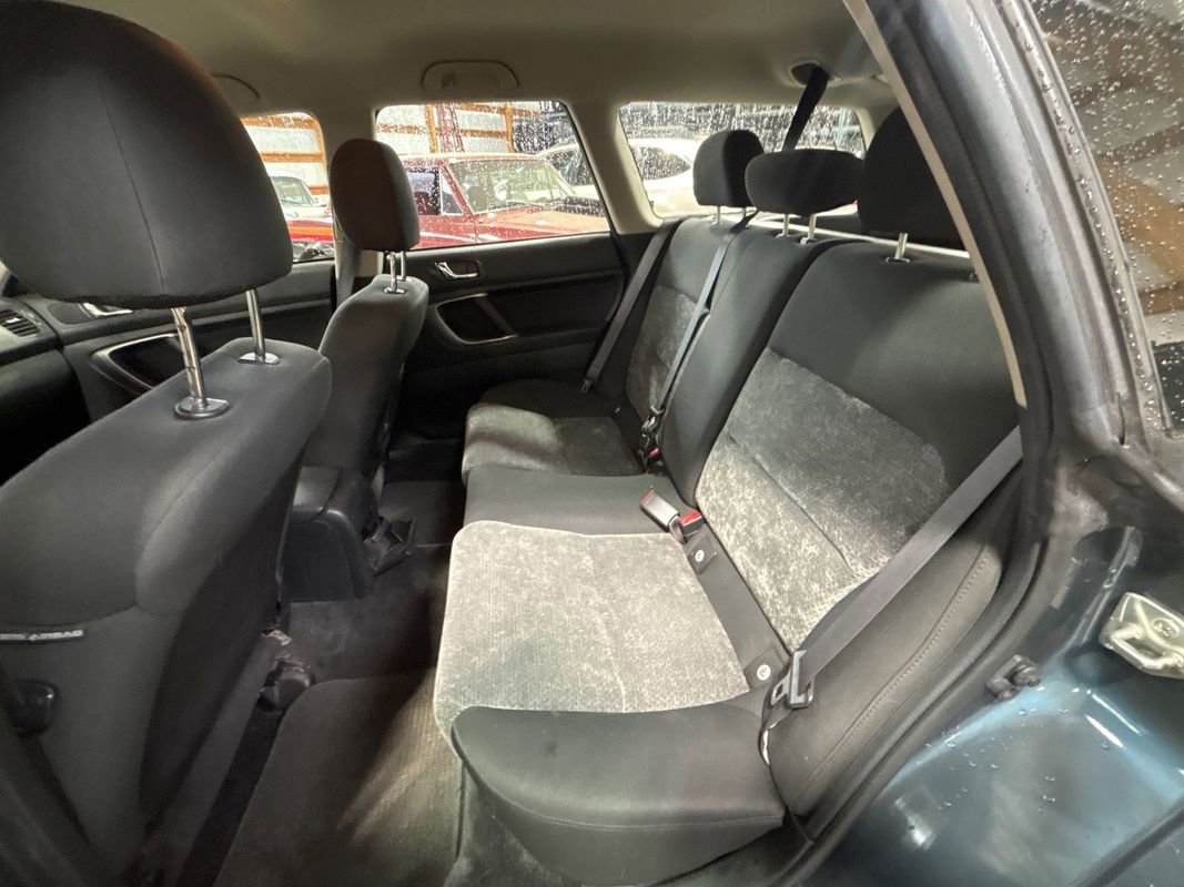 Used 2005 Subaru Outback 2.5i image 12
