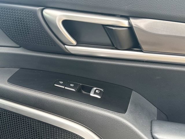 Used 2025 Kia Telluride S image 21