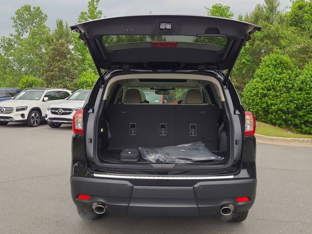 New 2026 Subaru Ascent Limited AWD/4WD image 16