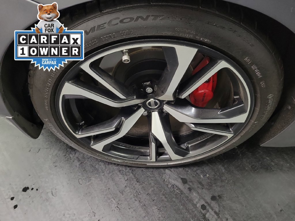 Used 2020 Nissan 370Z Touring Sport RWD image 11