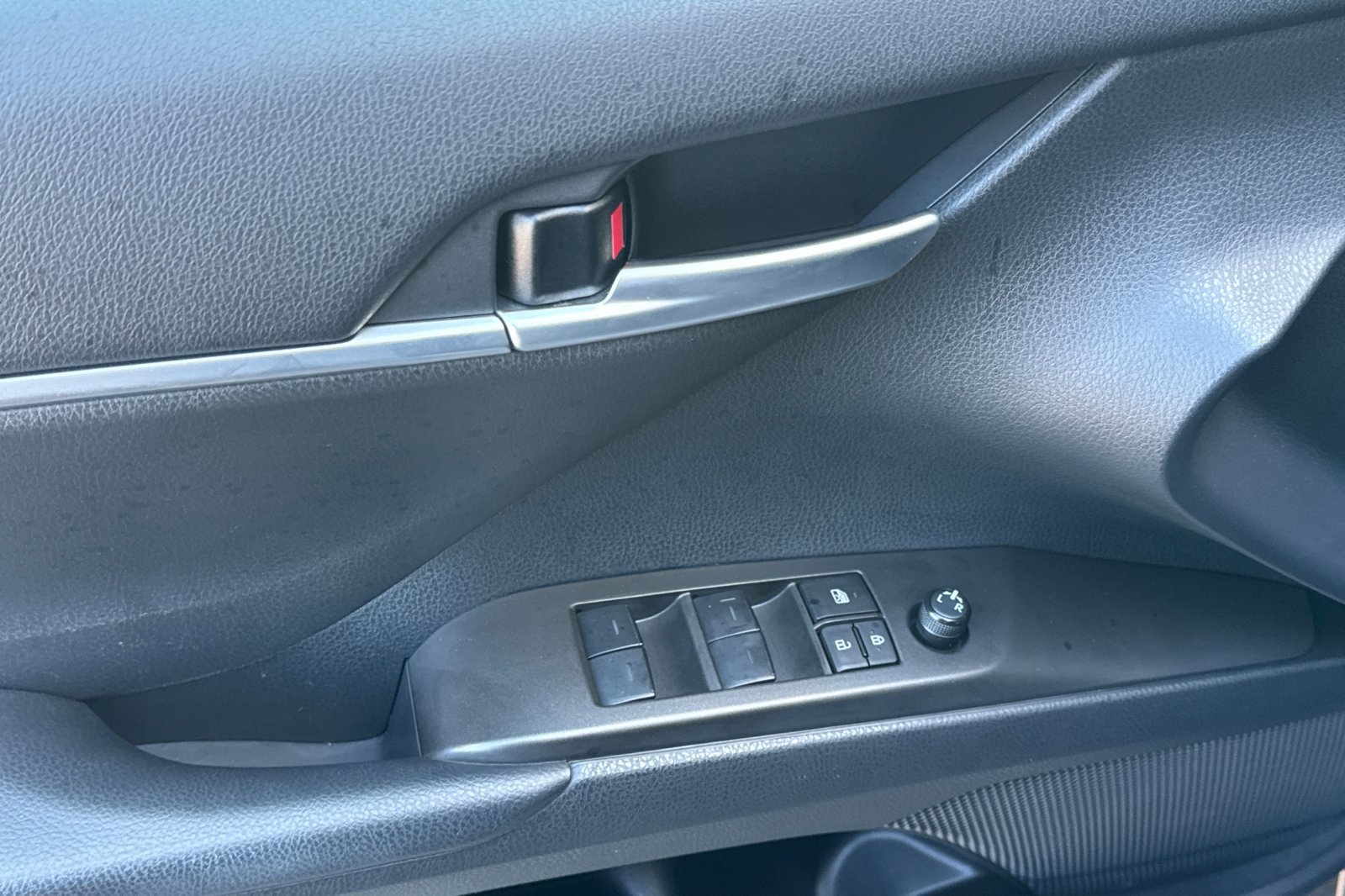 Certified 2024 Toyota Camry SE FWD image 14