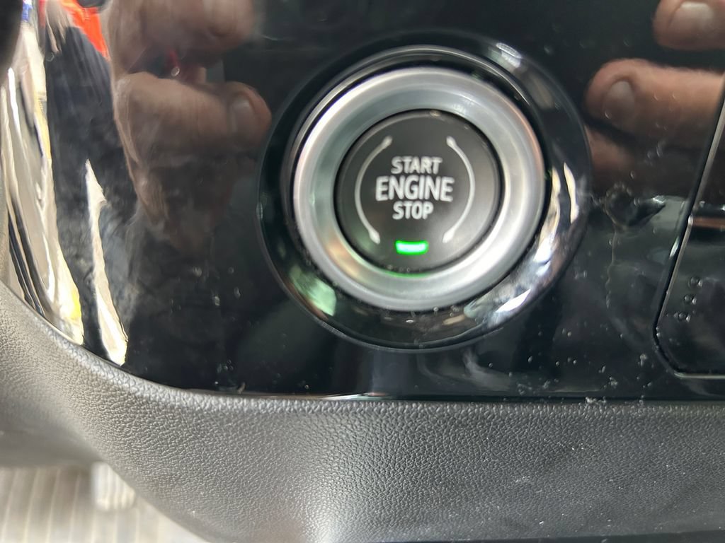 Used 2022 Chevrolet Silverado 1500 RST AWD/4WD image 24