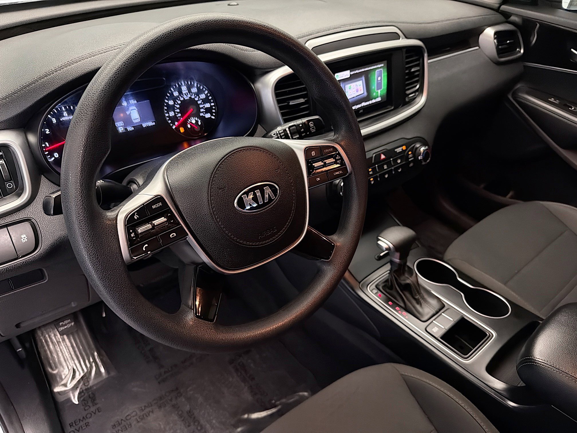 Used 2020 Kia Sorento L image 6