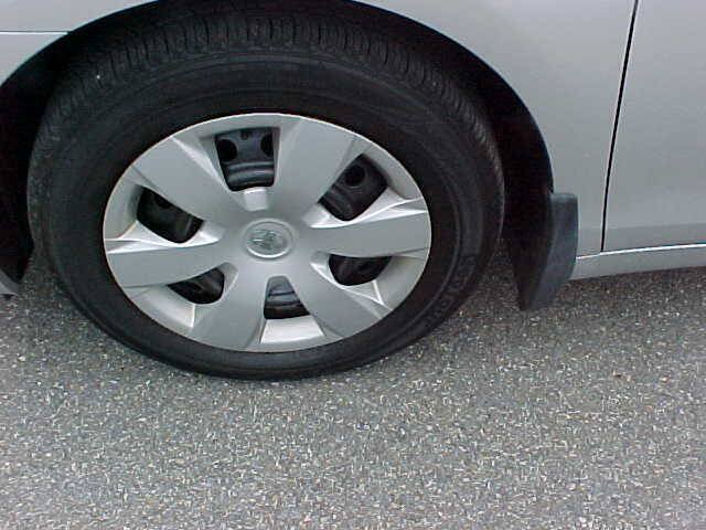 Used 2009 Toyota Camry LE FWD image 33