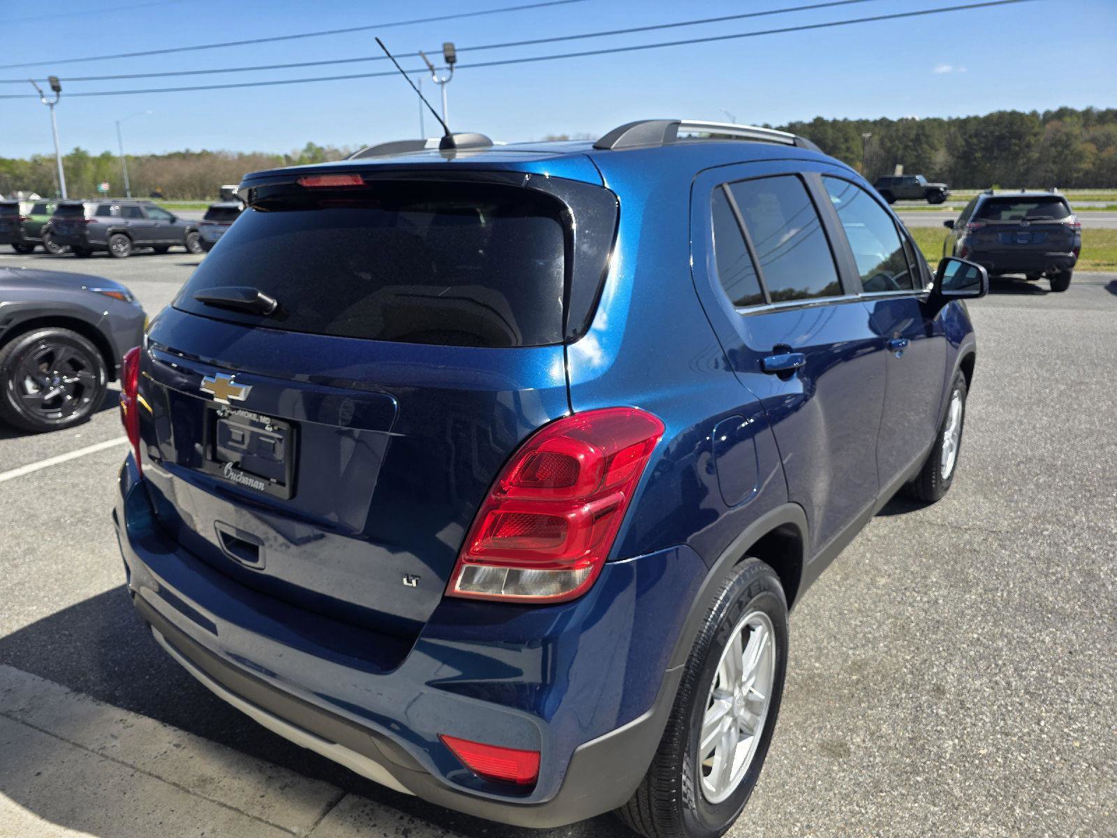 Used 2020 Chevrolet Trax LT FWD image 5