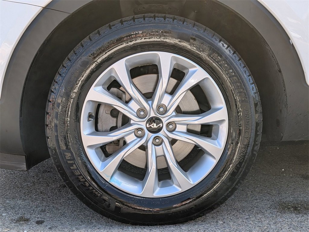 Certified 2022 Kia Telluride LX image 31