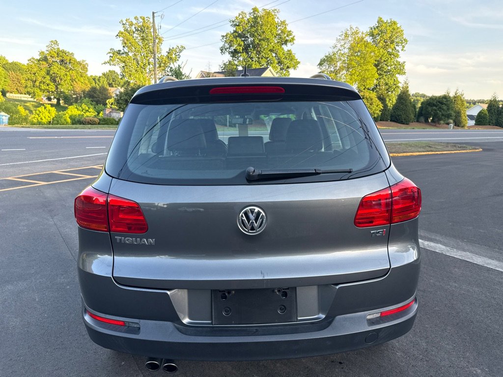 Used 2016 Volkswagen Tiguan S FWD image 7