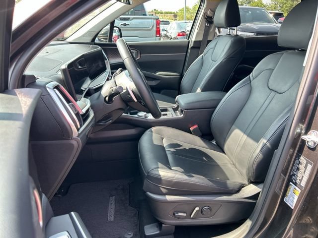 Used 2025 Kia Sorento EX w/ EX Panoramic Sunroof Package AWD/4WD image 33