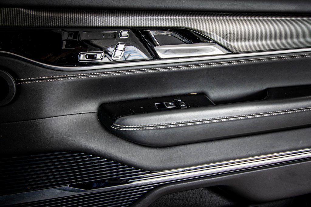 Used 2022 Jeep Grand Wagoneer Series II image 38