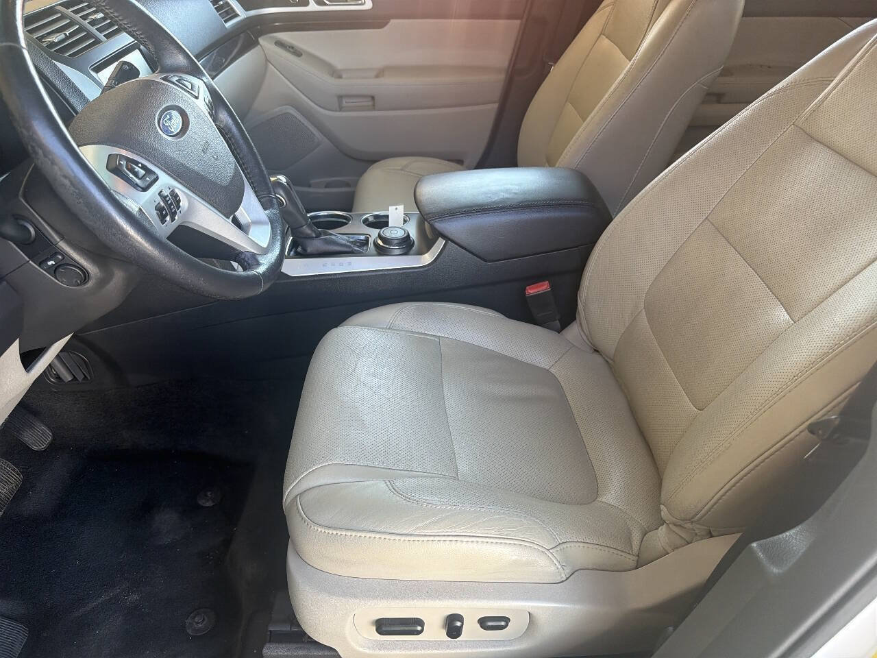 Used 2013 Ford Explorer Limited AWD/4WD image 16