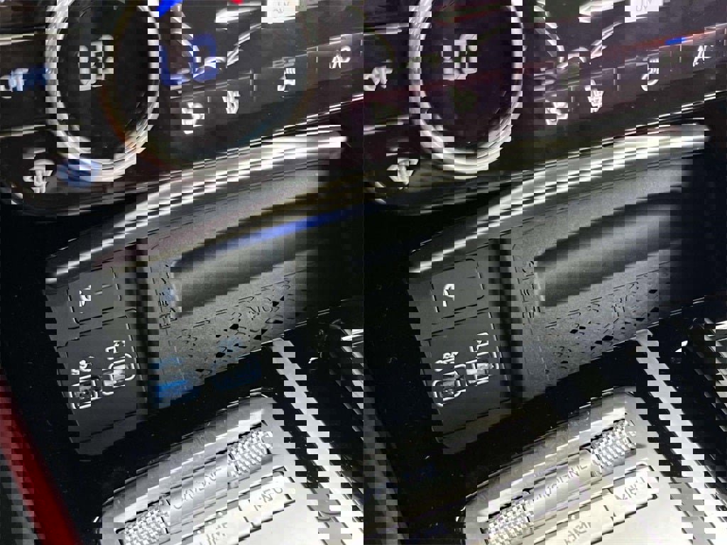 Used 2024 Genesis G80 3.5T Sport image 34