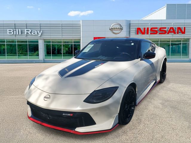 Certified 2025 Nissan Z NISMO w/ Floor Mat Package image 2