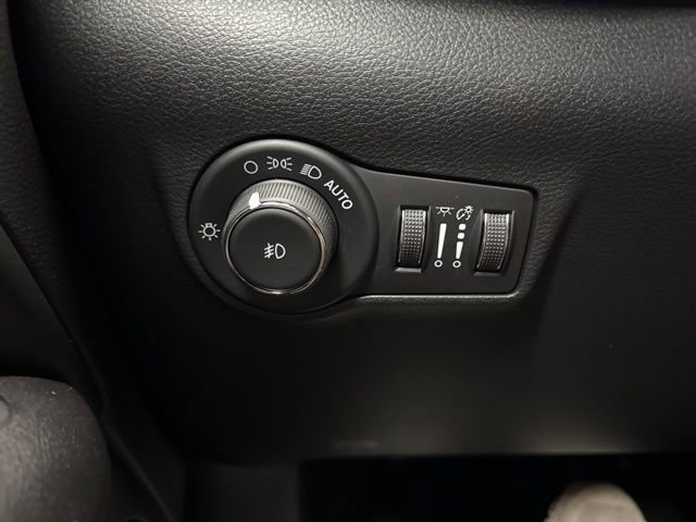 New 2026 Jeep Compass Limited AWD/4WD image 38