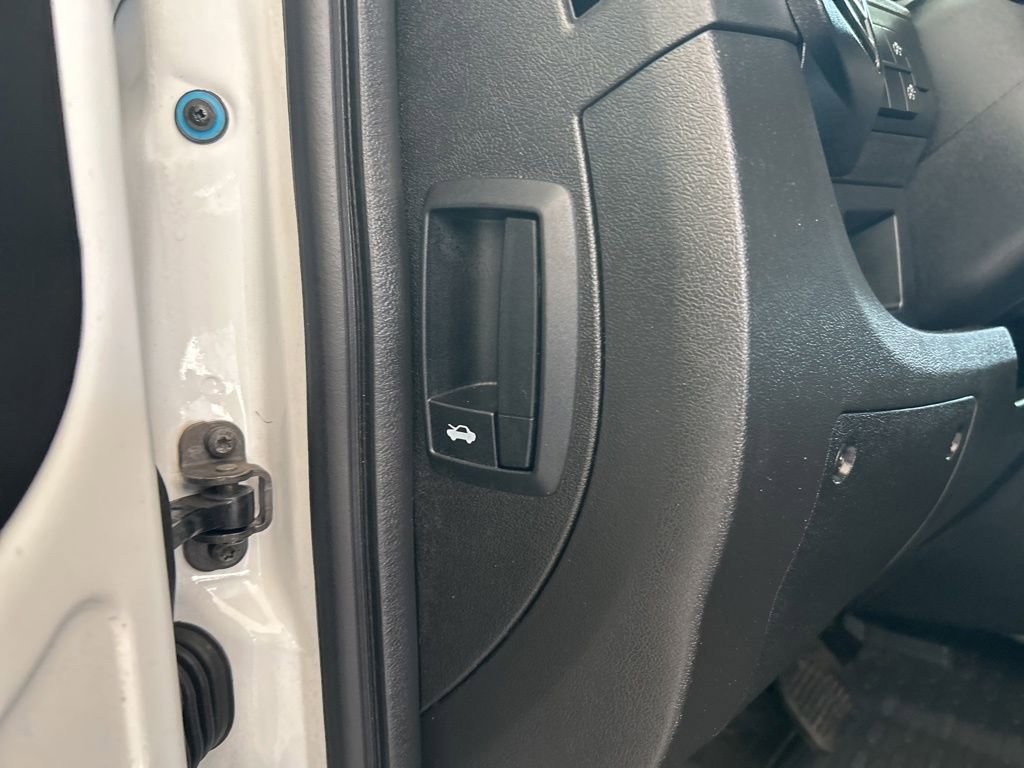 Used 2025 RAM ProMaster 2500 w/ Convenience Group FWD image 38