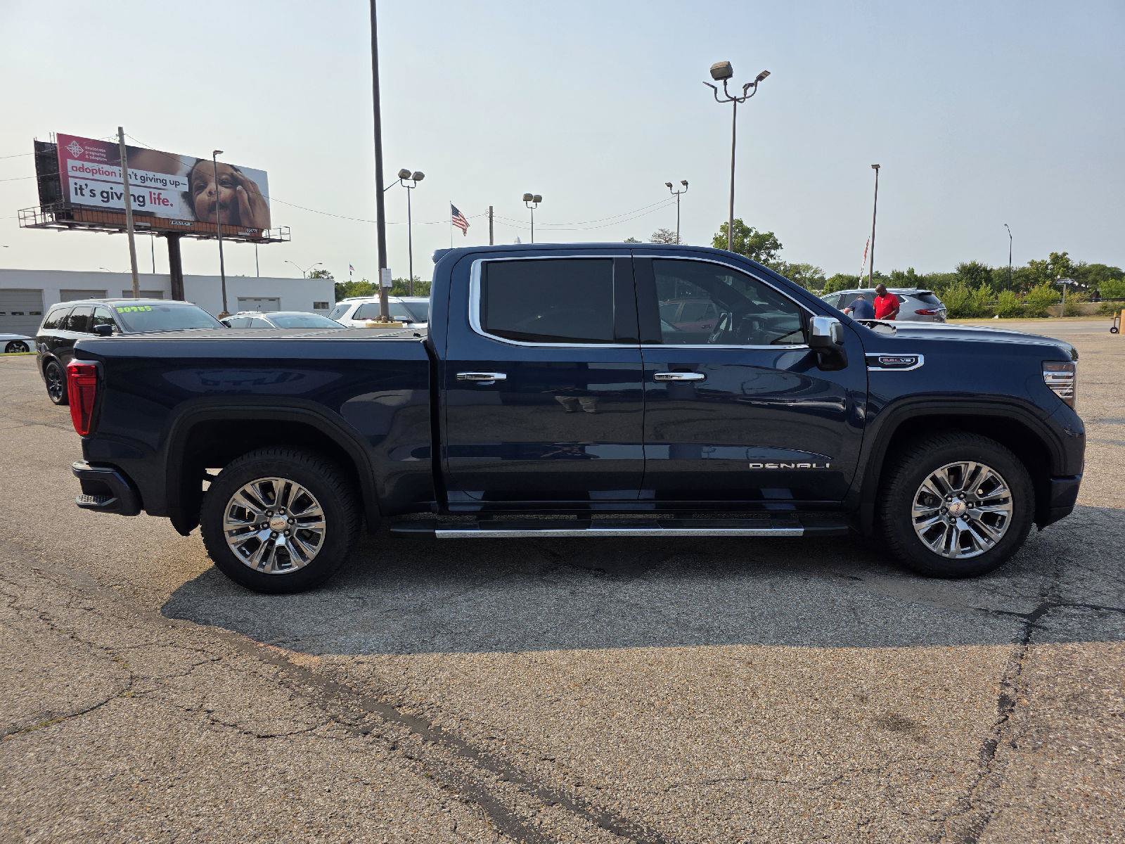Used 2022 GMC Sierra 1500 Denali AWD/4WD image 4