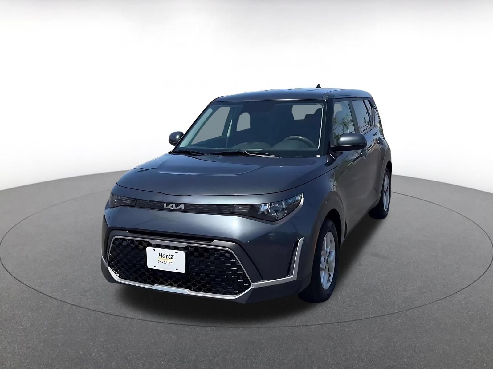 Used 2025 Kia Soul LX w/ LX Technology Package FWD image 5