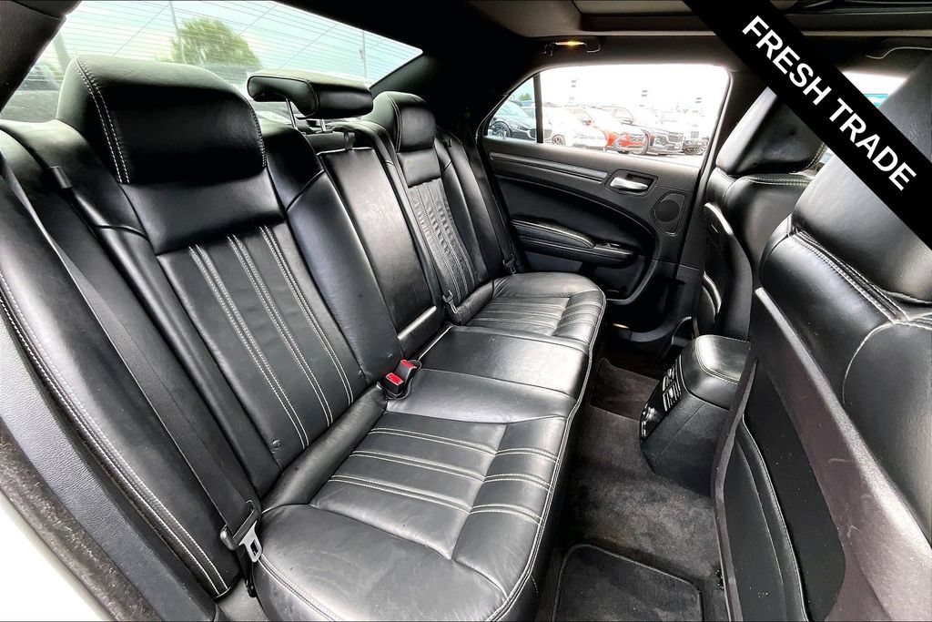 Used 2013 Chrysler 300 S RWD image 24