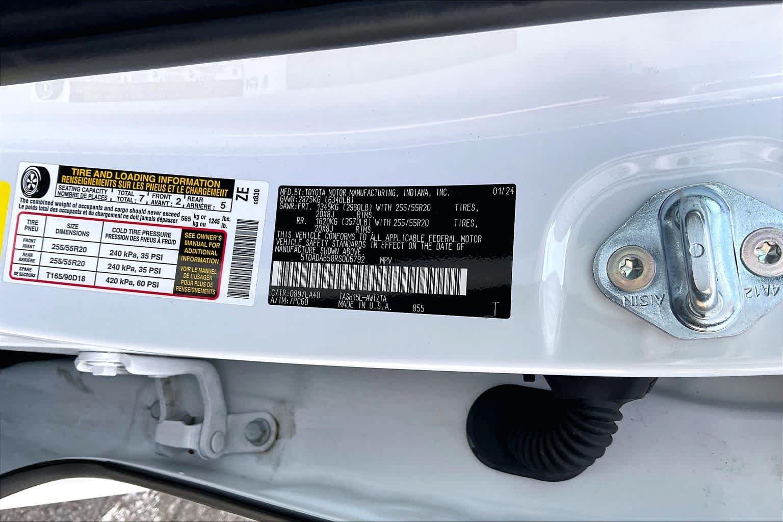 Used 2024 Toyota Grand Highlander AWD Hybrid image 34