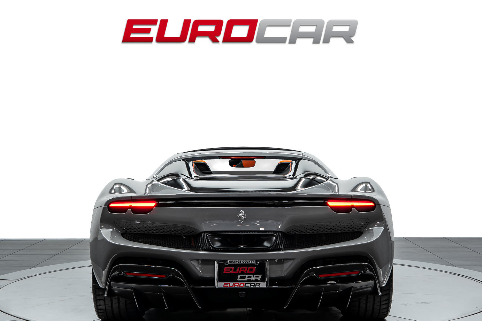 Used 2024 Ferrari 296 GTS RWD image 5