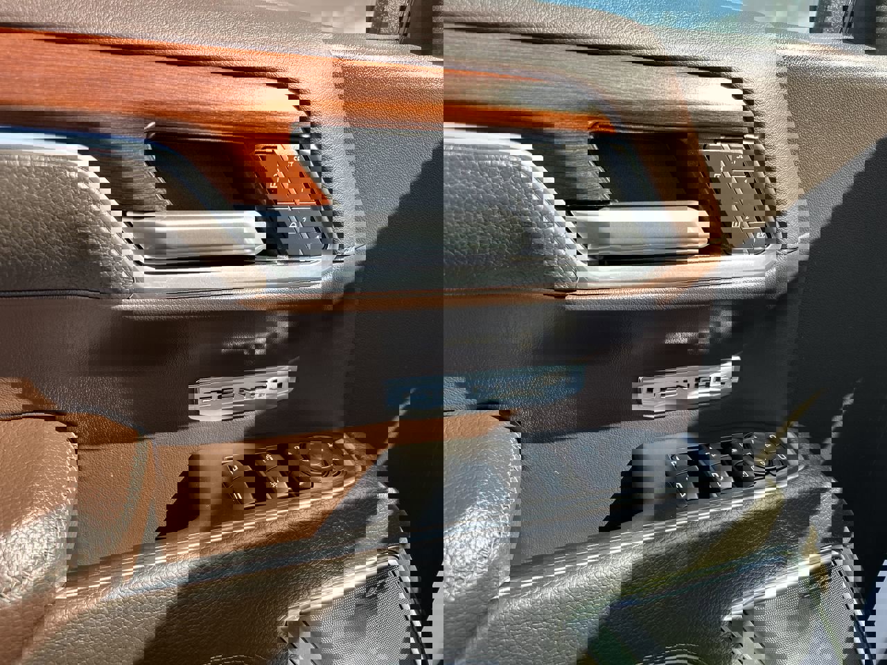 Used 2023 GMC Sierra 1500 Denali w/ Technology Package image 24