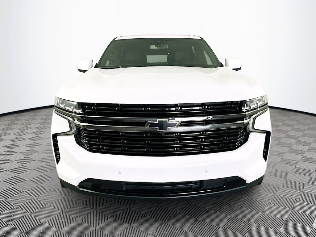 Used 2022 Chevrolet Suburban RST w/ Luxury Package AWD/4WD image 4