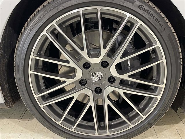 New 2026 Porsche Panamera 4 image 16