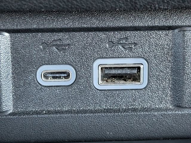 Used 2025 Chevrolet Colorado W/T image 18