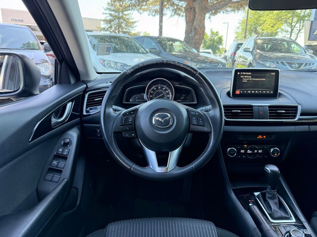 Used 2014 MAZDA MAZDA3 i Touring w/ Technology Package FWD image 2