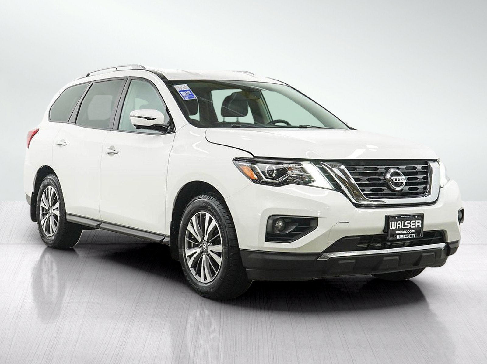 Used 2017 Nissan Pathfinder SL AWD/4WD image 7