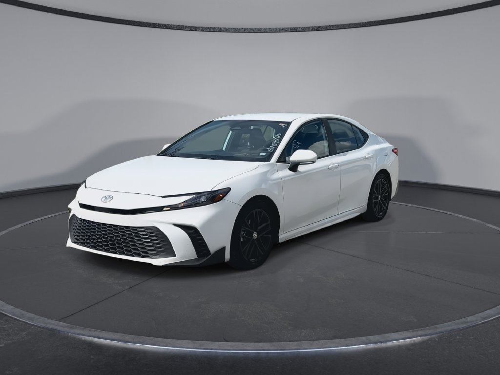 Used 2025 Toyota Camry SE FWD image 4