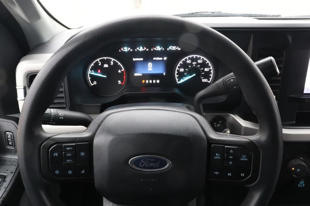 Used 2024 Ford F550 4x4 Crew Cab Super Duty image 31