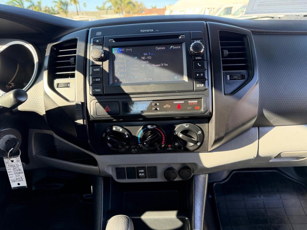 Used 2013 Toyota Tacoma 2WD Access Cab image 29
