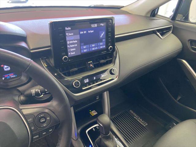 Certified 2022 Toyota Corolla Cross LE w/ Moonroof Package image 23
