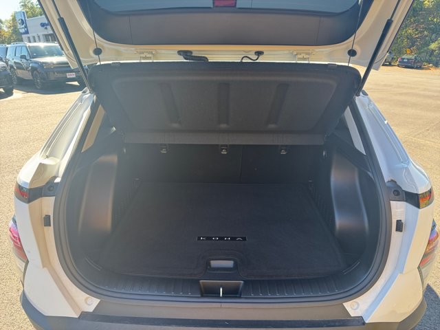 Certified 2024 Hyundai Kona SEL AWD/4WD image 22