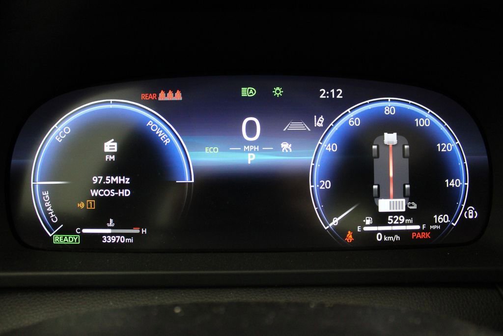 Used 2023 Toyota Crown Limited image 32