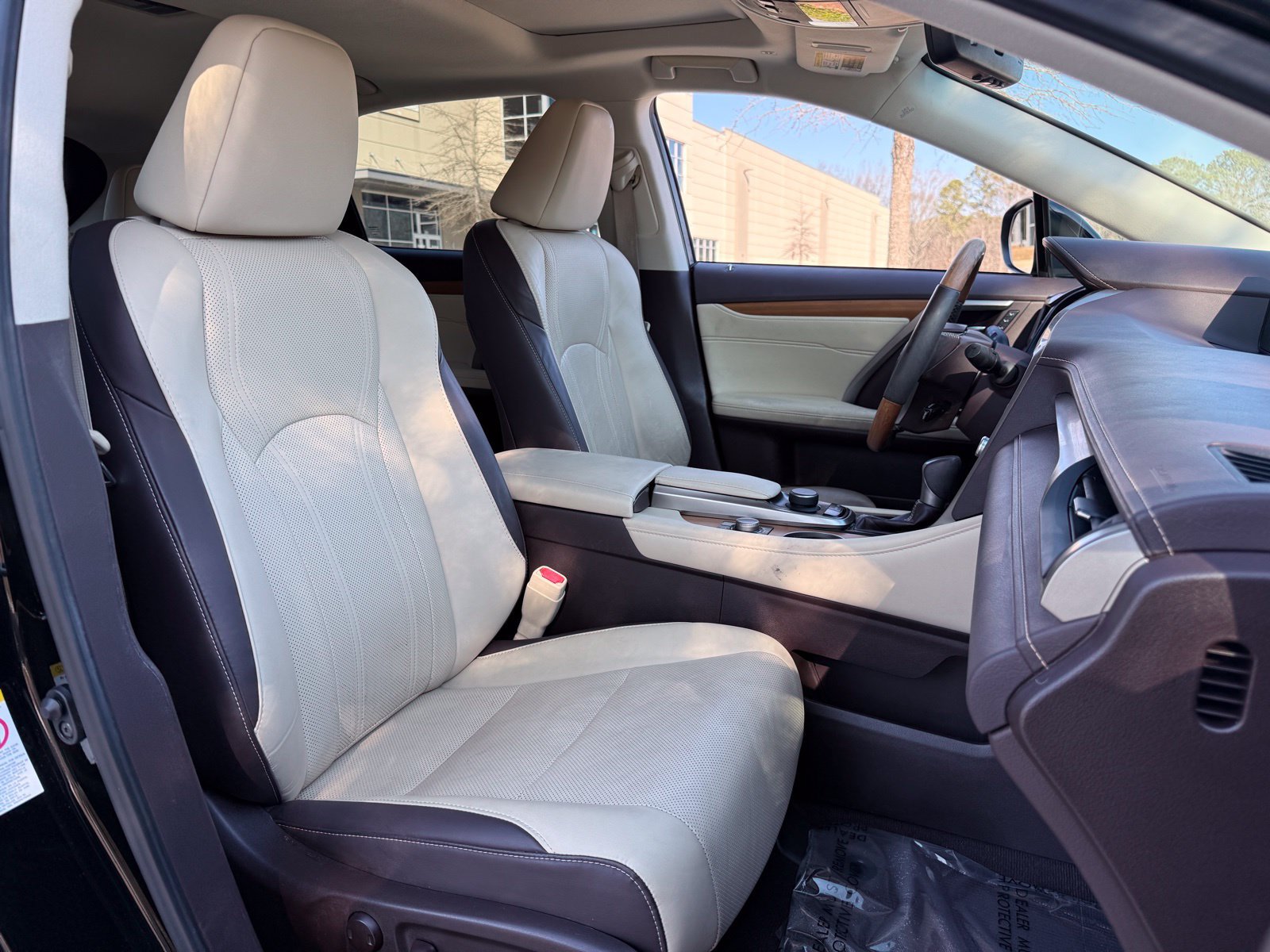 Used 2017 Lexus RX 350 FWD w/ Premium Package image 36