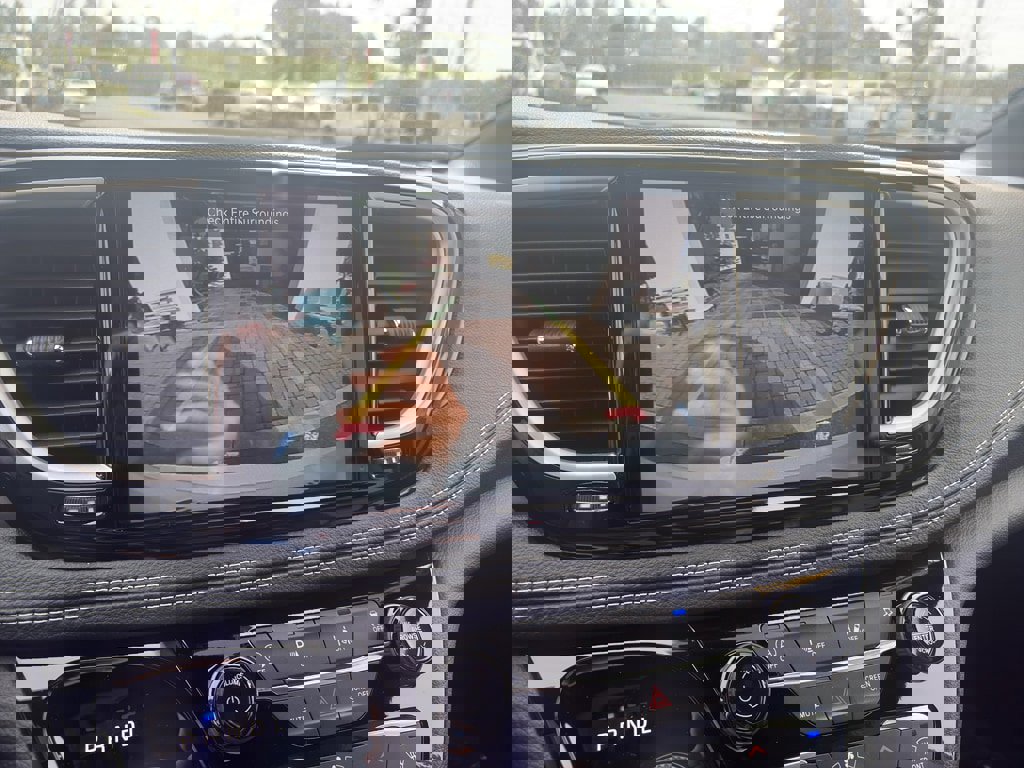 New 2026 Chrysler Pacifica Select w/ S Appearance Package image 12