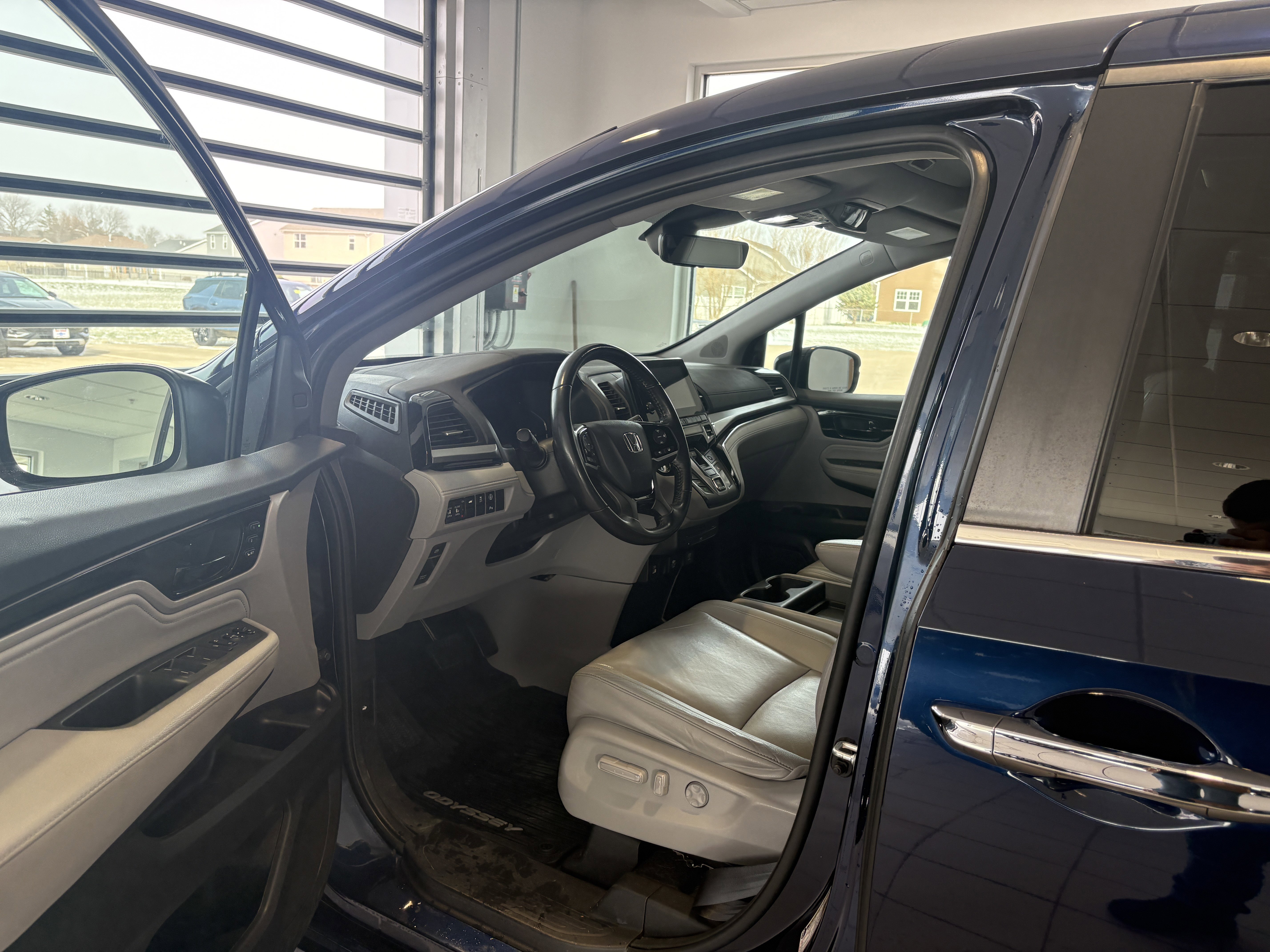 Used 2021 Honda Odyssey Touring image 9