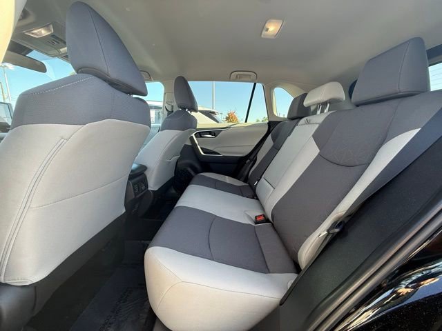 Used 2024 Toyota RAV4 XLE image 23