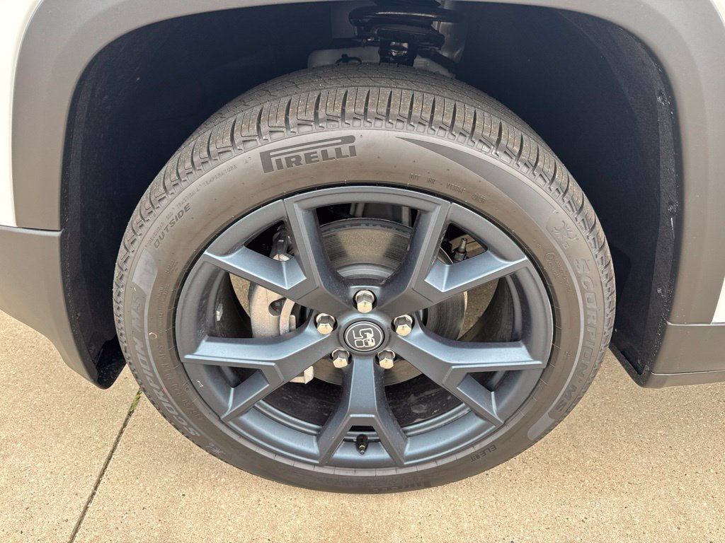 New 2026 Jeep Cherokee Limited AWD/4WD image 6