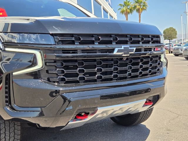 Certified 2024 Chevrolet Tahoe Z71 w/ Luxury Package AWD/4WD image 8