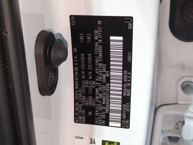 Used 2025 Toyota Corolla Cross XLE w/ Convenience Package FWD image 26